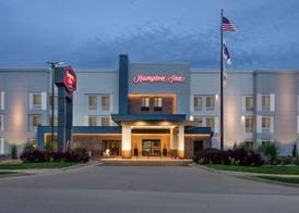 Hampton Inn Kansas City/Blue Springs 2