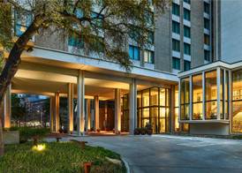 The Highland Dallas, Curio Collection by Hilton 4
