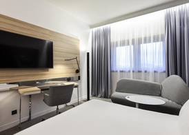 Novotel Tours Centre Gare 5