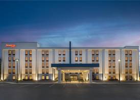 Hampton Inn Altoona 2