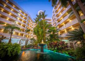 DoubleTree by Hilton Cairns 3