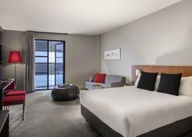 Mantra Hindmarsh Square 5