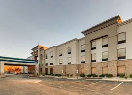 Hampton Inn & Suites St. Louis-Edwardsville 5