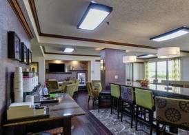 Hampton Inn Salina 4