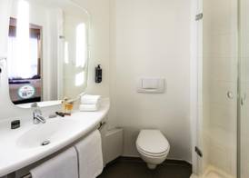 ibis Hotel Brussels Centre Gare du Midi 5