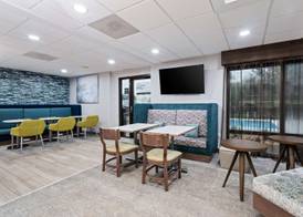 Hampton Inn Perry, FL 5