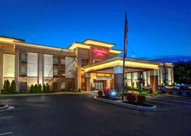 Hampton Inn Batesville 2