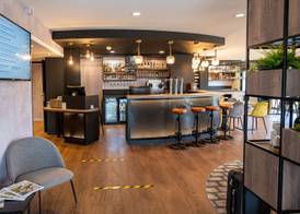 Kyriad Hotel Laval 4