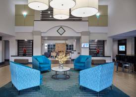 DoubleTree by Hilton Chatsworth 3