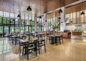 Royal Tulip Springhill Resort Jimbaran 2