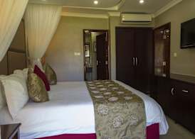 A'Zambezi River Lodge 4