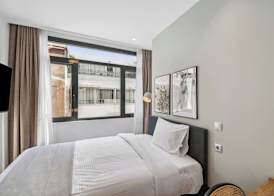 Limehome Piraeus Olive 3