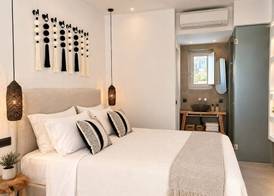 Mykonos Dot Suites 4