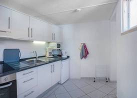 Peaceful One-Bedroom Apartment in Praia da Luz 5