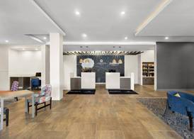 La Quinta Inn & Suites by Wyndham Mebane 2