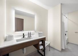 Hawthorn Extended Stay by Wyndham Mebane 4