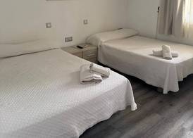 Las Americas 1-Bed Apt Sleeps 5 Pool Parking 5