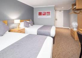 Airport Hotel Manchester 5