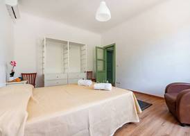L' Ali Apartment Near Noci old Town 3