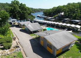 Rock Harbor Resort and Motel 4