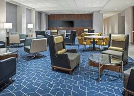 Courtyard by Marriott Woodland 5
