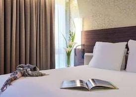Hôtel Mercure Paris Arc de Triomphe Étoile 5