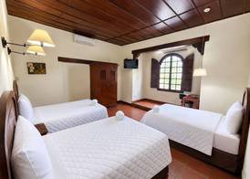 Montreal Hotel 4