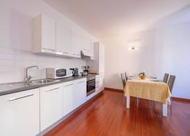 Sunlight - 150m from the lake - Happy Rentals 5