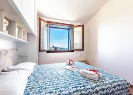 Vhouse 3