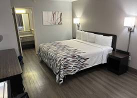 Red Roof Inn Birmingham – Highway 280 4