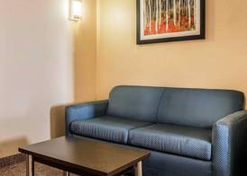 Comfort Suites Miamisburg - Dayton South 4