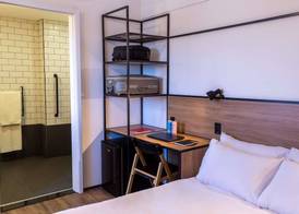 ibis Jaú 2