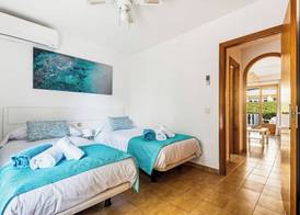 Apartamentos Mar Blanca by Mauter Villas 2
