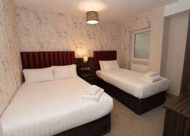 Heathrow Slough Hotel & Suites 3