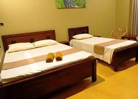 Edward's airport guest in Negombo located 2.1 mile from Colombo Bandaranaike International Airport 5