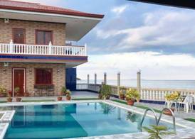 RedDoorz Plus at Billys Resort Oslob 4