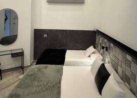 Hotel Riojano 4