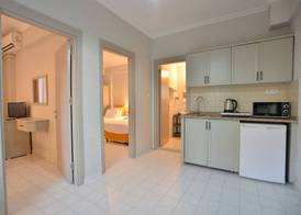 THE S APART & SUITES hOTEL 2
