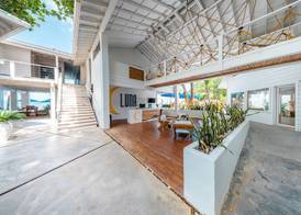Luna Beach Luxury Boutique Beach Front Resort 2