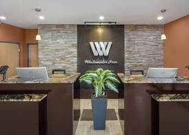 Best Western Plus Whitewater Inn 3