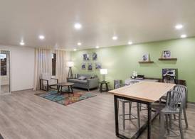 WoodSpring Suites Mesa Chandler 4