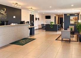 Quality Inn & Suites near Downtown Bakersfield 4