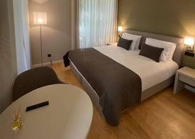 Pier House Accommodation 3