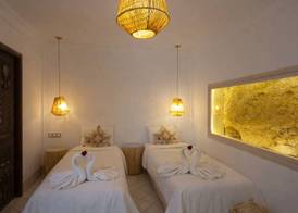 RIAD 48 & SPA 2
