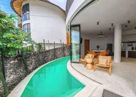 Hillstone Luxury Village 4