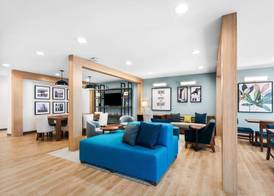 Everhome Suites Lexington - Horse Park 2