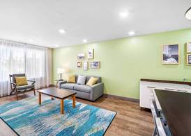 WoodSpring Suites Fort Myers - Cape Coral 3