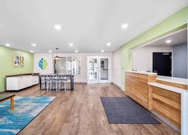 WoodSpring Suites Fort Myers - Cape Coral 4