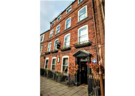 OYO The Townhouse 3