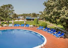 Hotel Holiday International 4